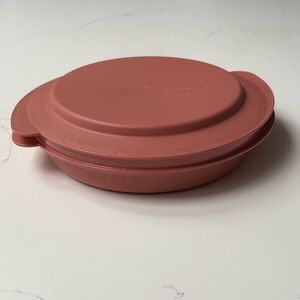 Tupperware Dusty Rose 2 Piece Set plate/lid 2526A & 2525A ~ 8" Vintage Microwave